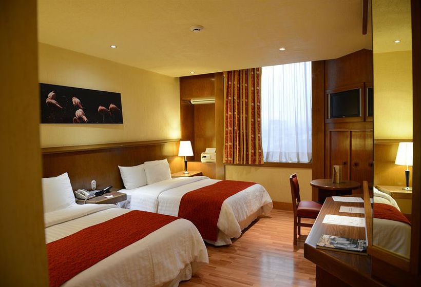 Отель Ramada Via Veneto Mexico City South