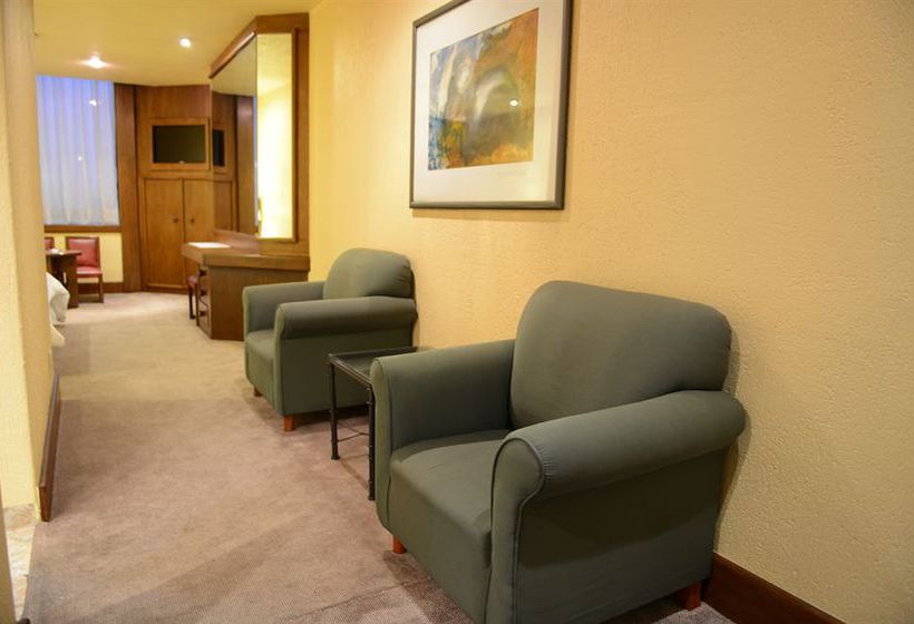 Отель Ramada Via Veneto Mexico City South