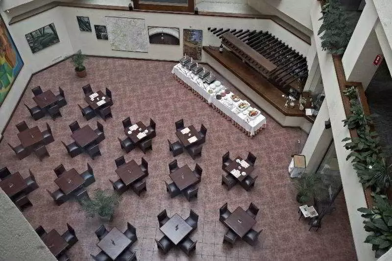 ホテル Ramada Via Veneto Mexico City South
