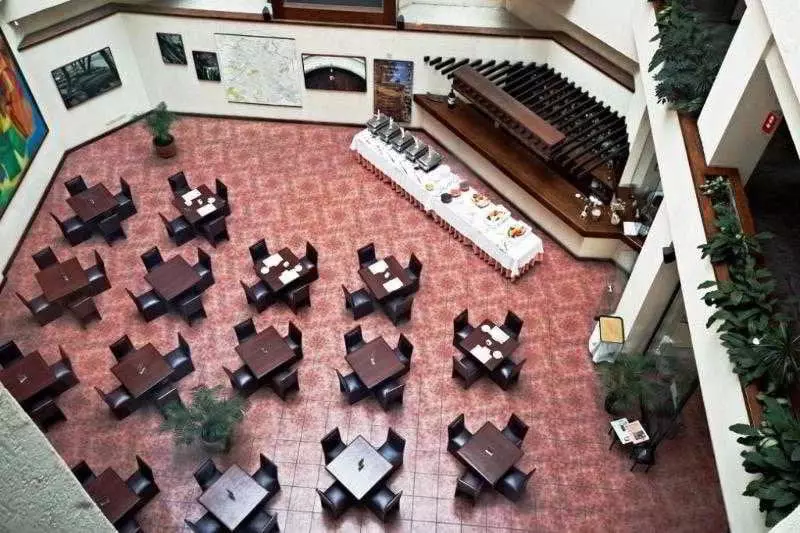 ホテル Ramada Via Veneto Mexico City South