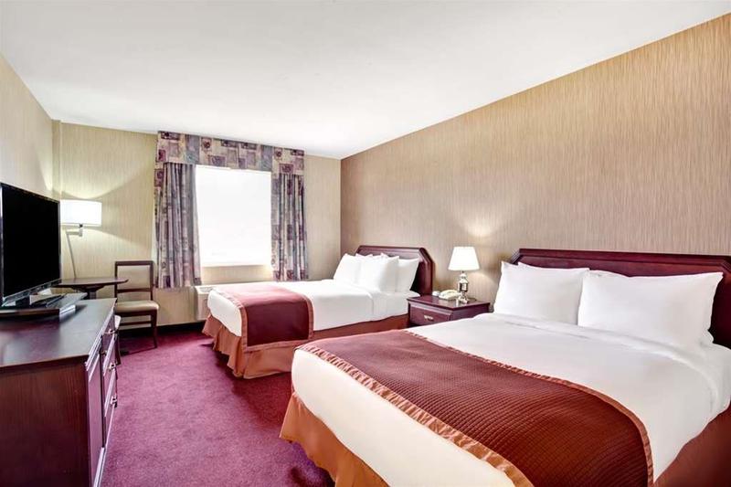 호텔 Super 8 Montreal QC