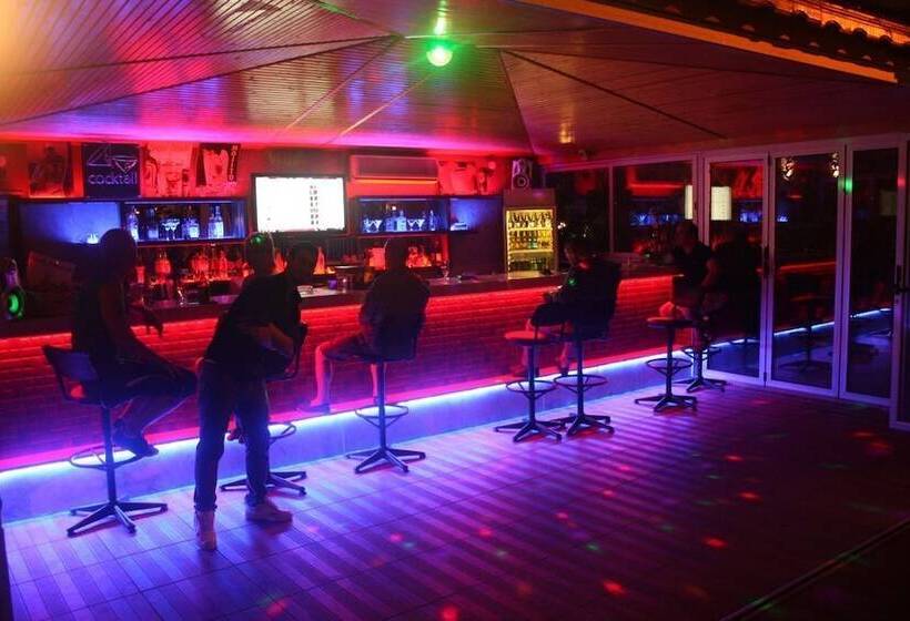 Sebnem Apart & Studios