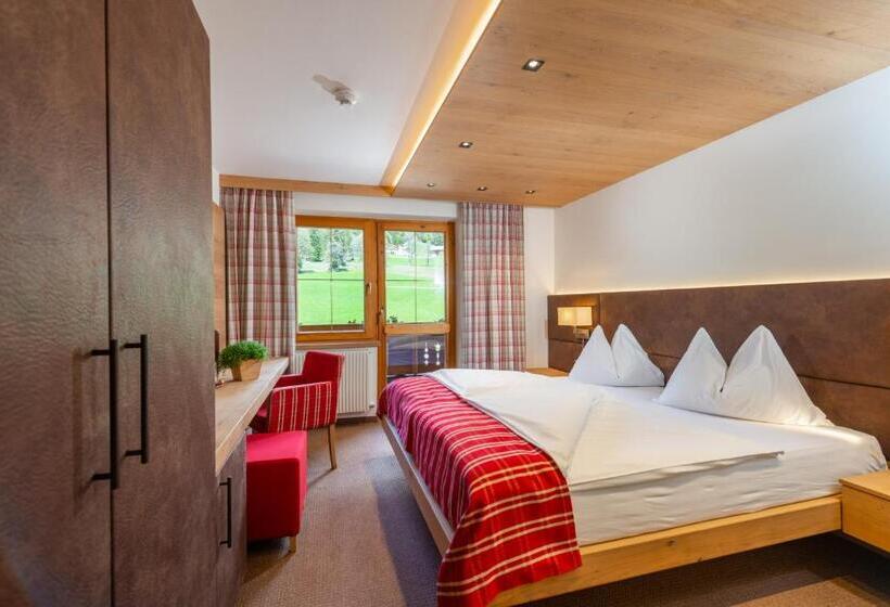 בית מלון כפרי Lindenhof