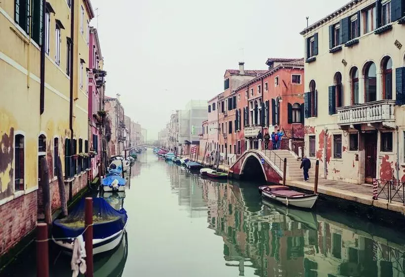 هاستل Generator Venice