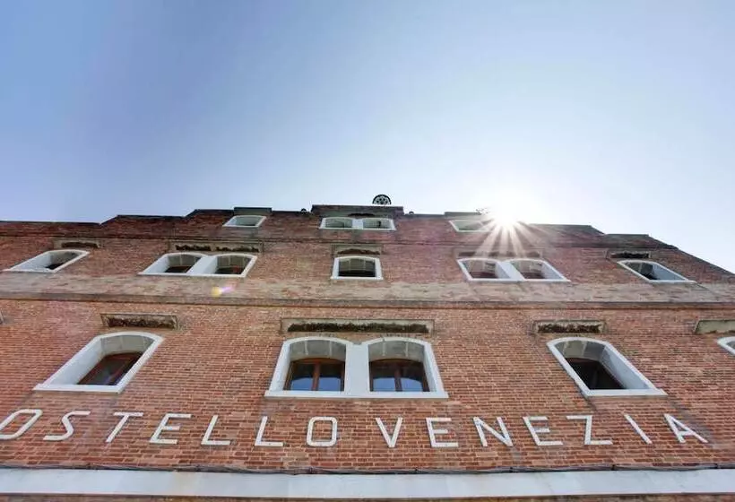 هاستل Generator Venice
