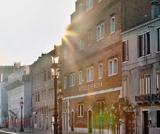 هاستل Generator Venice