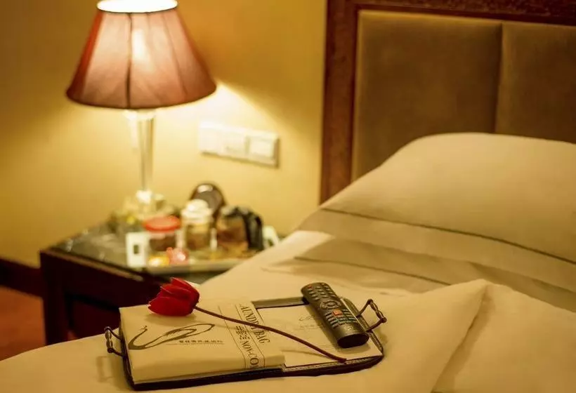 Отель Heshan Country Garden Phoenix