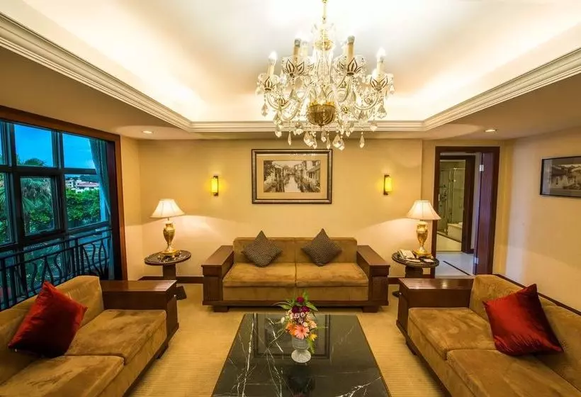 Отель Heshan Country Garden Phoenix