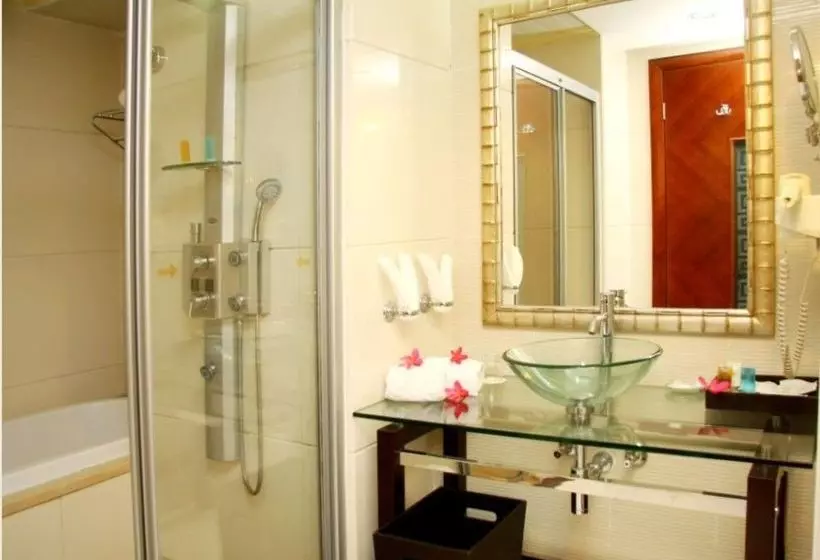 Отель Heshan Country Garden Phoenix