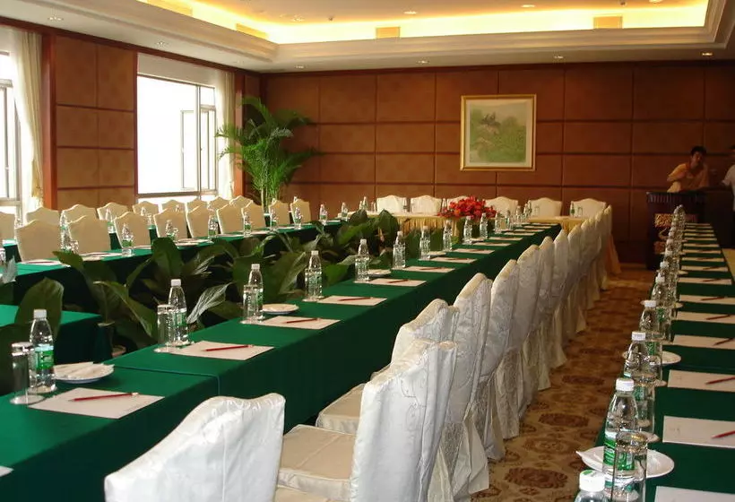 Отель Heshan Country Garden Phoenix