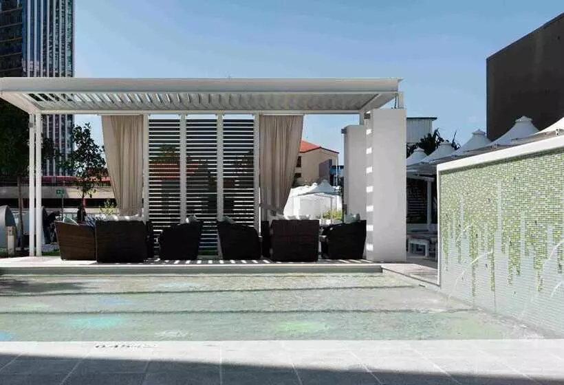 Hilton Surfers Paradise Residences