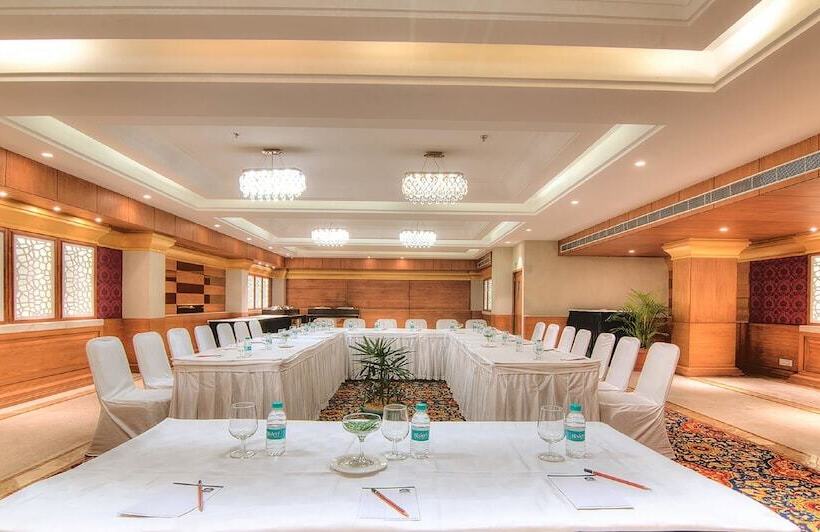 هتل Best Western Summerlea