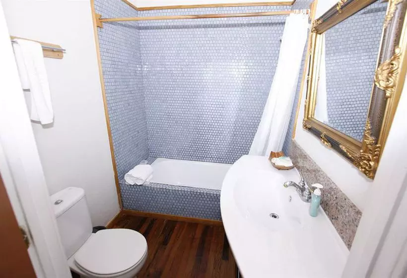 هتل Black Pearl Suites