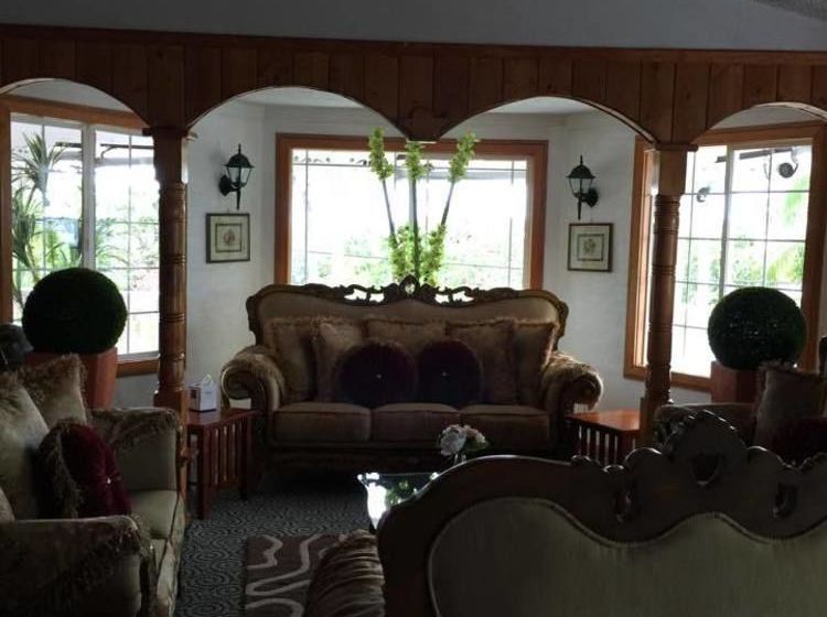 Hotel Black Pearl Suites