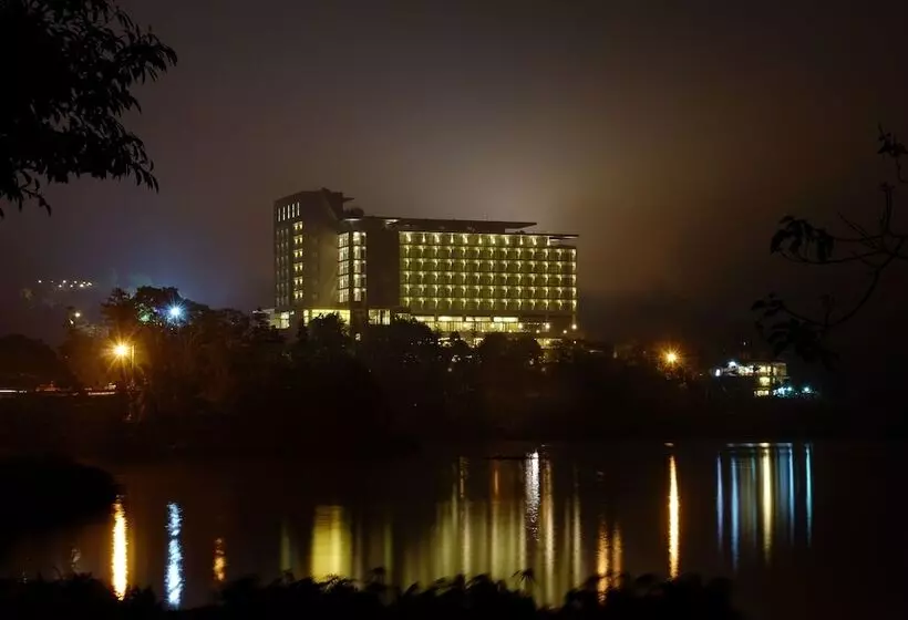 هتل Fleur De Chine