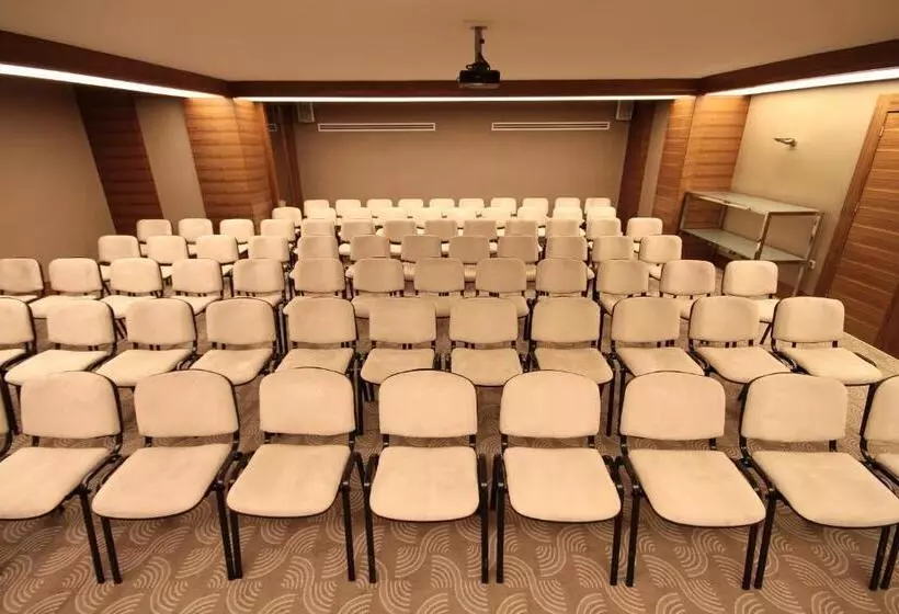 Grand Hotel Gaziantep