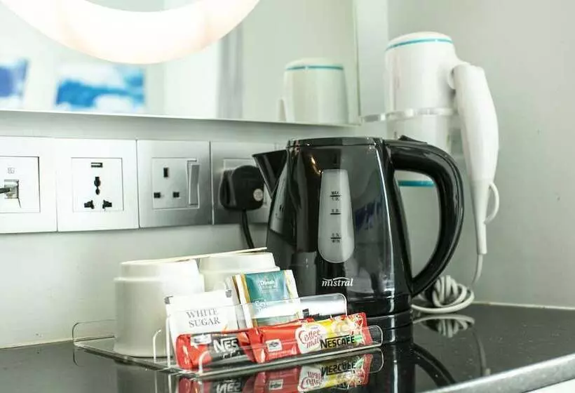 هتل Ibis Budget Singapore Bugis