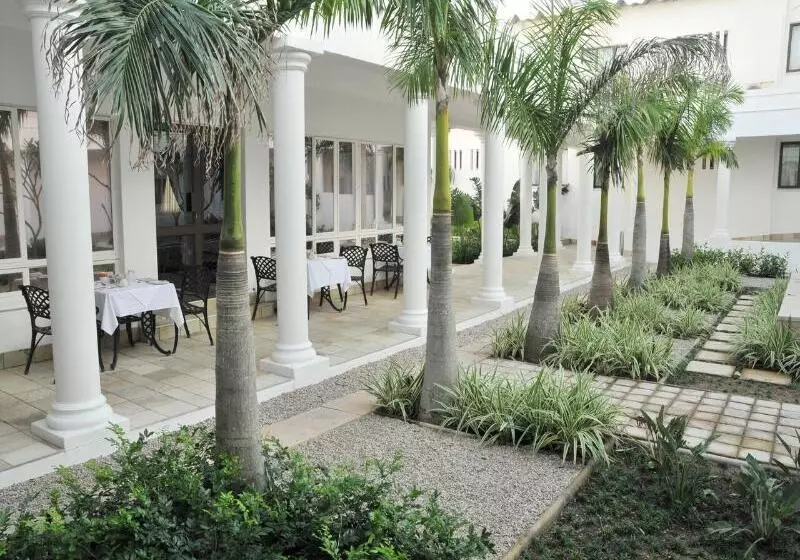 Premier Hotel The Richards