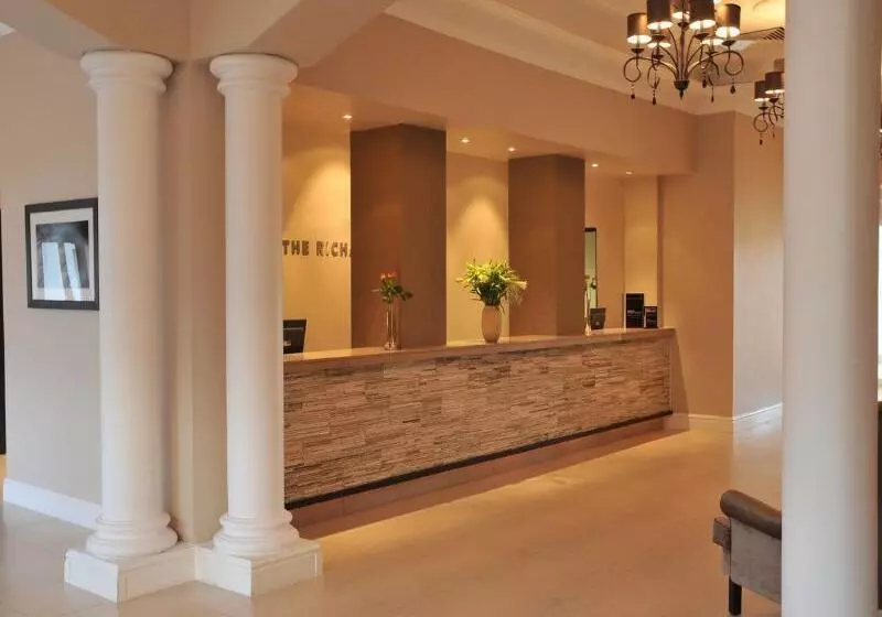 Premier Hotel The Richards