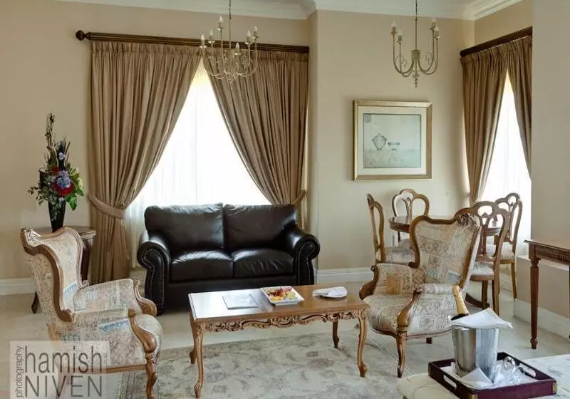 Premier Hotel The Richards