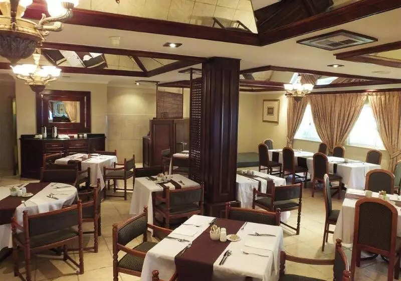 Premier Hotel The Richards