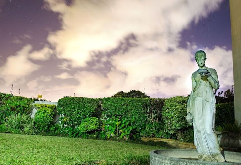 Premier Hotel The Richards