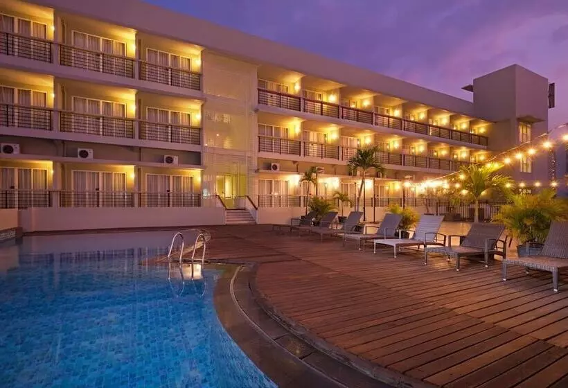 Quest Hotel Simpang Lima   Semarang By Aston