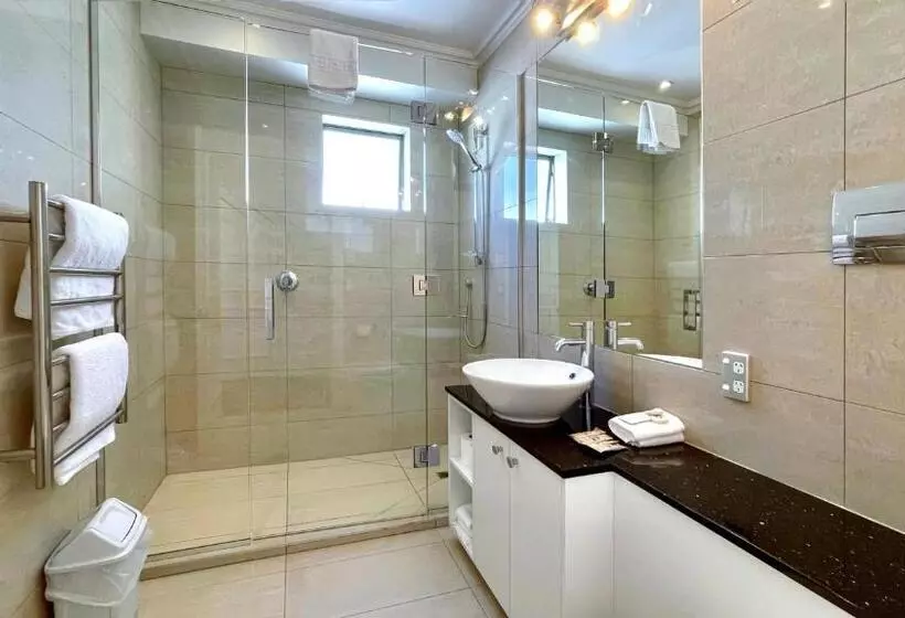 Hotelli The Waterfront