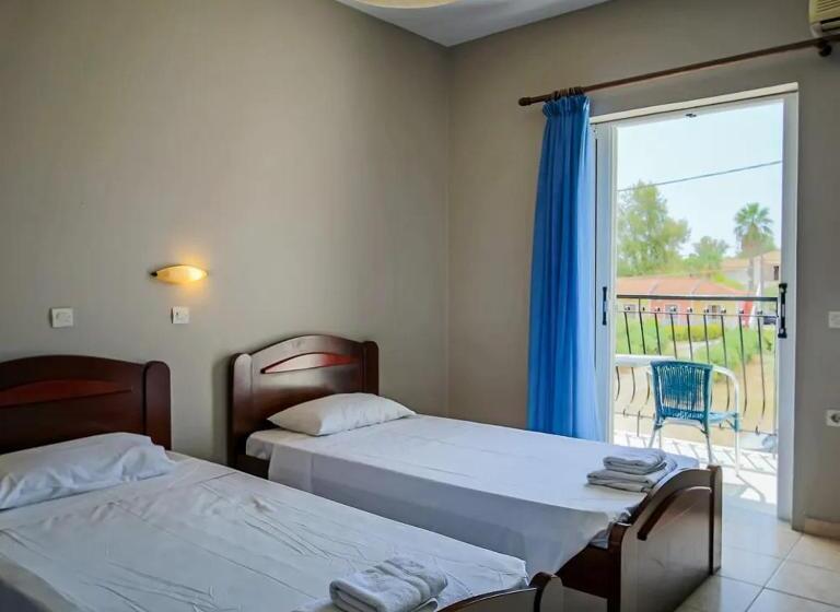 Perkes Hotel Complex