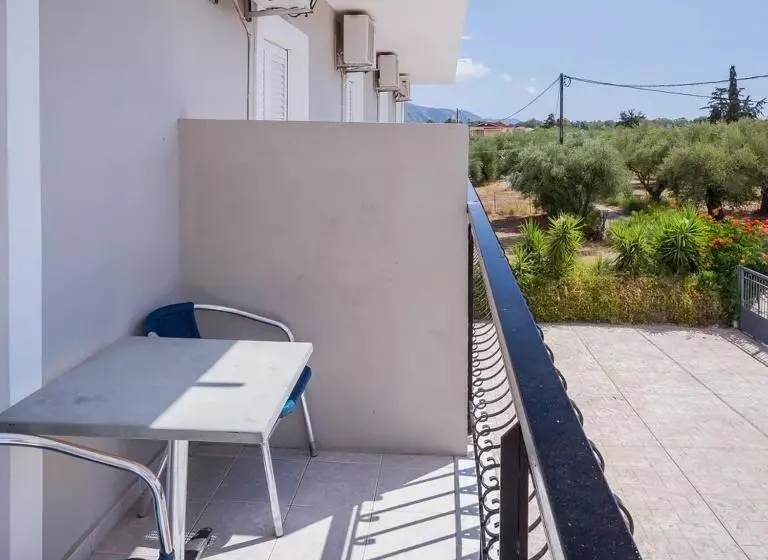 Perkes Hotel Complex