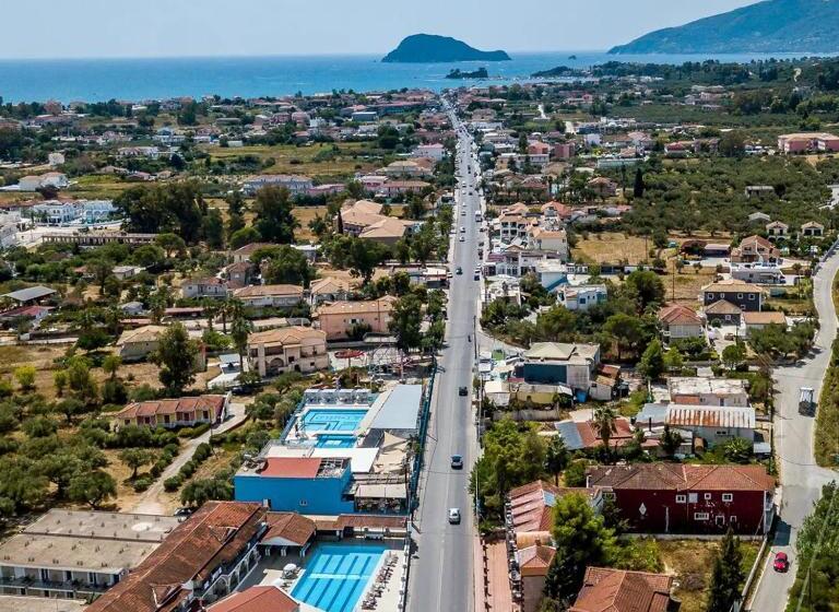 Perkes Hotel Complex