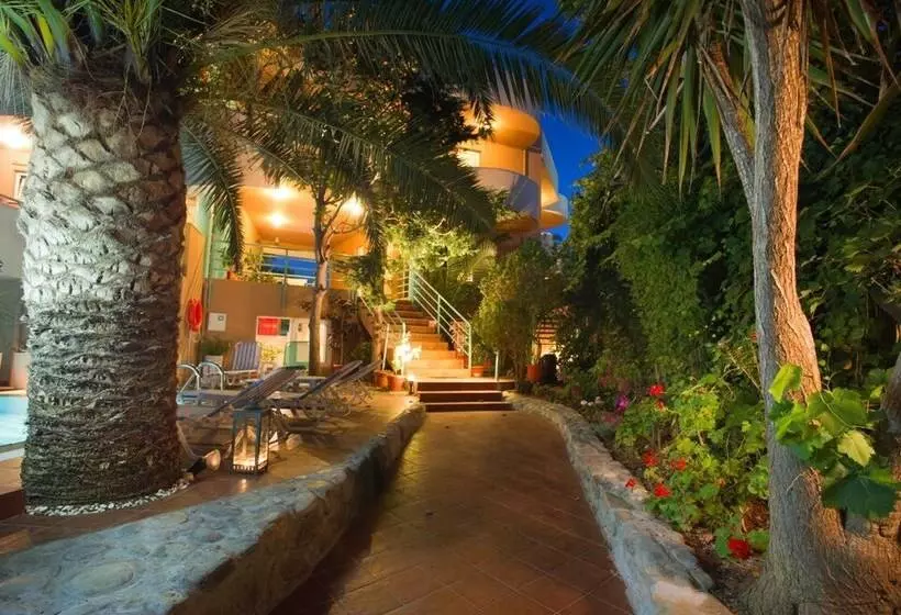 Seafalios Apartments