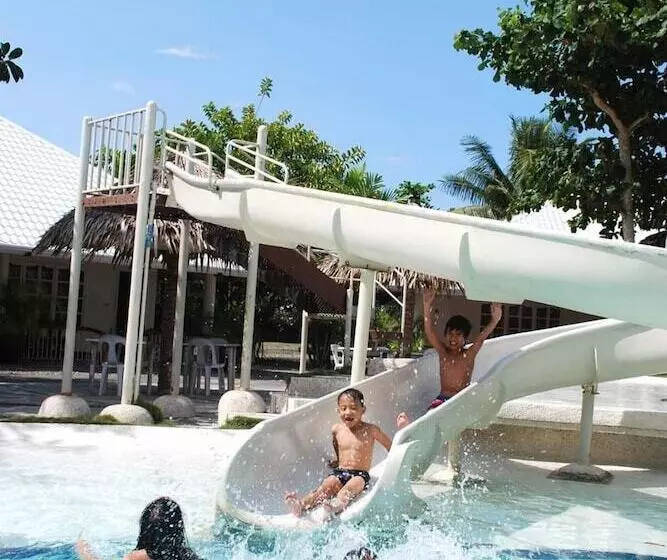 Almont Inland Resort