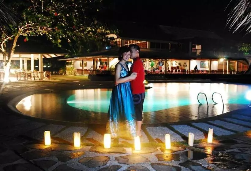 Almont Inland Resort