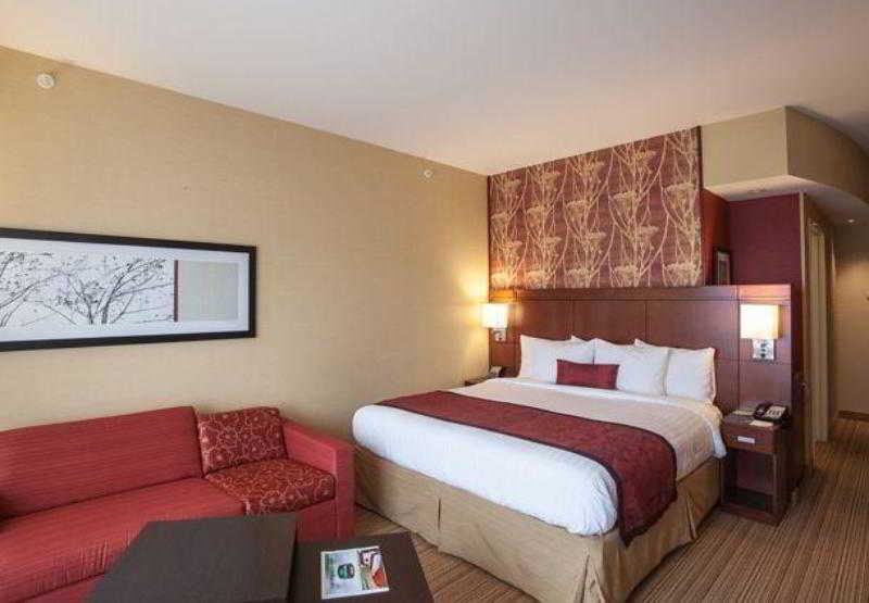 Courtyard By Marriott York