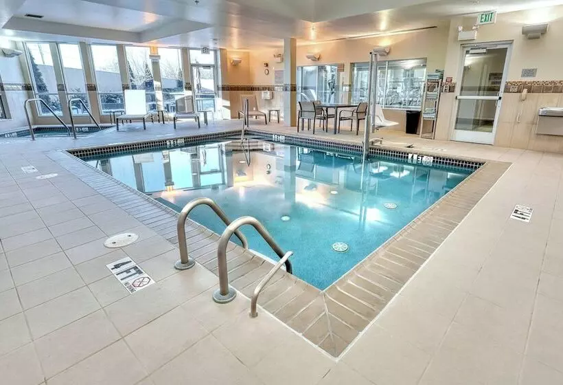 Courtyard By Marriott York