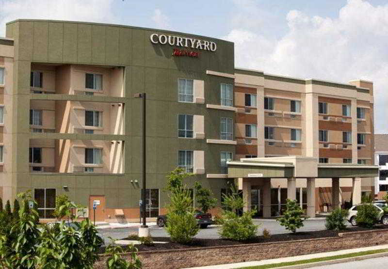 Courtyard By Marriott York