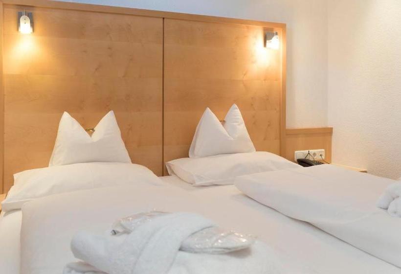 فندق Garni Passeier