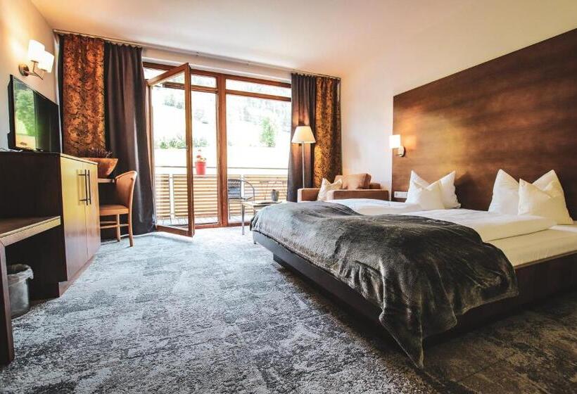 هتل Active By Leitner S