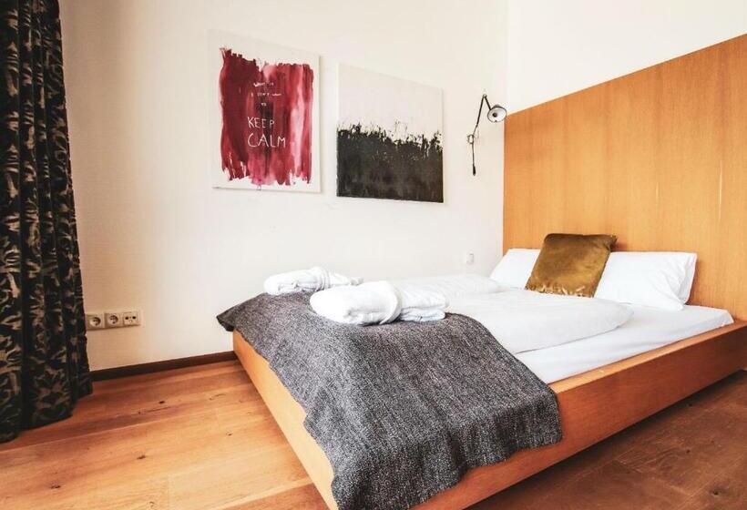 هتل Active By Leitner S