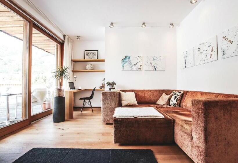 هتل Active By Leitner S