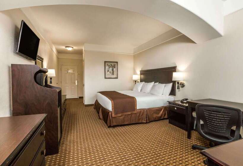 فندق Baymont By Wyndham Galveston