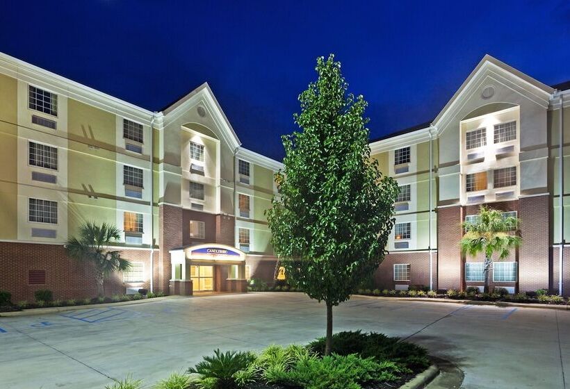בית מלון כפרי Candlewood Suites Hattiesburg, An Ihg