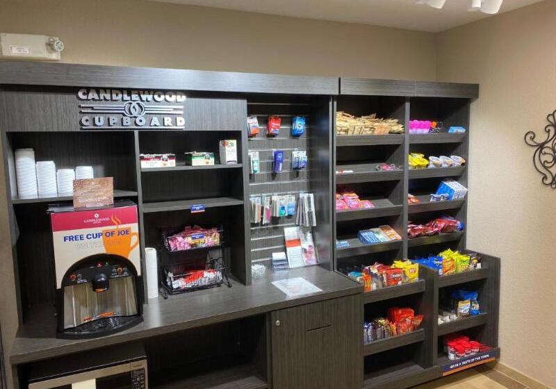 בית מלון כפרי Candlewood Suites Hattiesburg, An Ihg