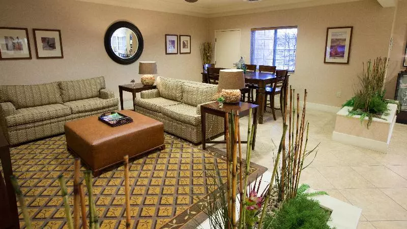 בית מלון כפרי Candlewood Suites Springfield South, An Ihg