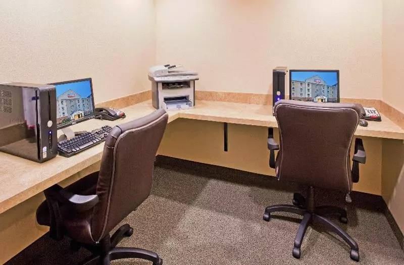 בית מלון כפרי Candlewood Suites Springfield South, An Ihg