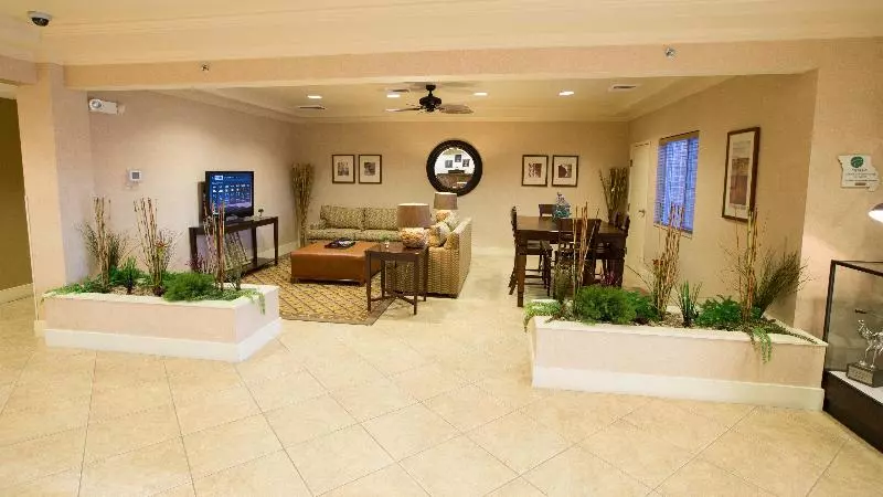 בית מלון כפרי Candlewood Suites Springfield South, An Ihg