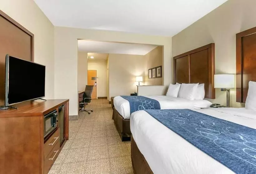 Отель Comfort Suites