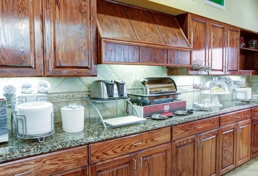 酒店 Comfort Suites University Drive