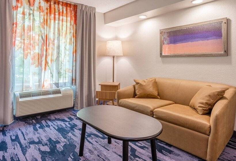 فندق Fairfield Inn & Suites Indianapolis Northwest